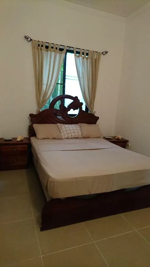 Colonia Tropical Juan Dolio Apartment